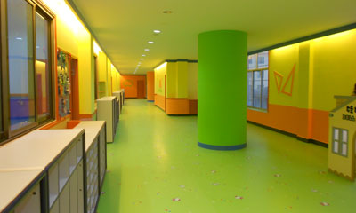 幼儿园蜜桃AV在线免费播放
